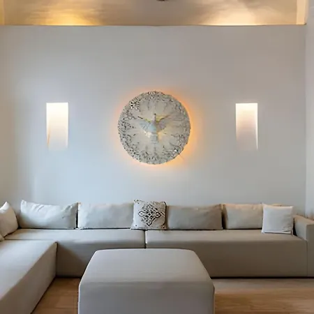 Old City | Stylish 5br House W/ Pool & Rooftop *
