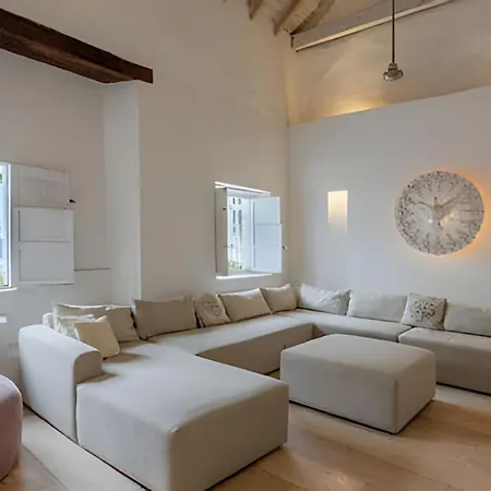 Сasa de vacaciones Old City | Stylish 5br House W/ Pool & Rooftop