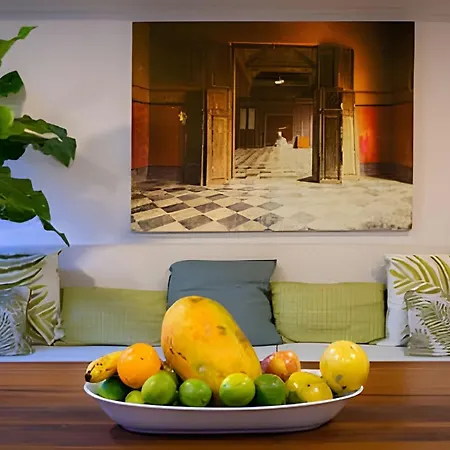 Сasa de vacaciones Old City | Stylish 5br House W/ Pool & Rooftop *