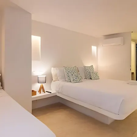 Сasa de vacaciones Old City | Stylish 5br House W/ Pool & Rooftop Cartagena