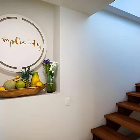 Old City | Stylish 5br House W/ Pool & Rooftop